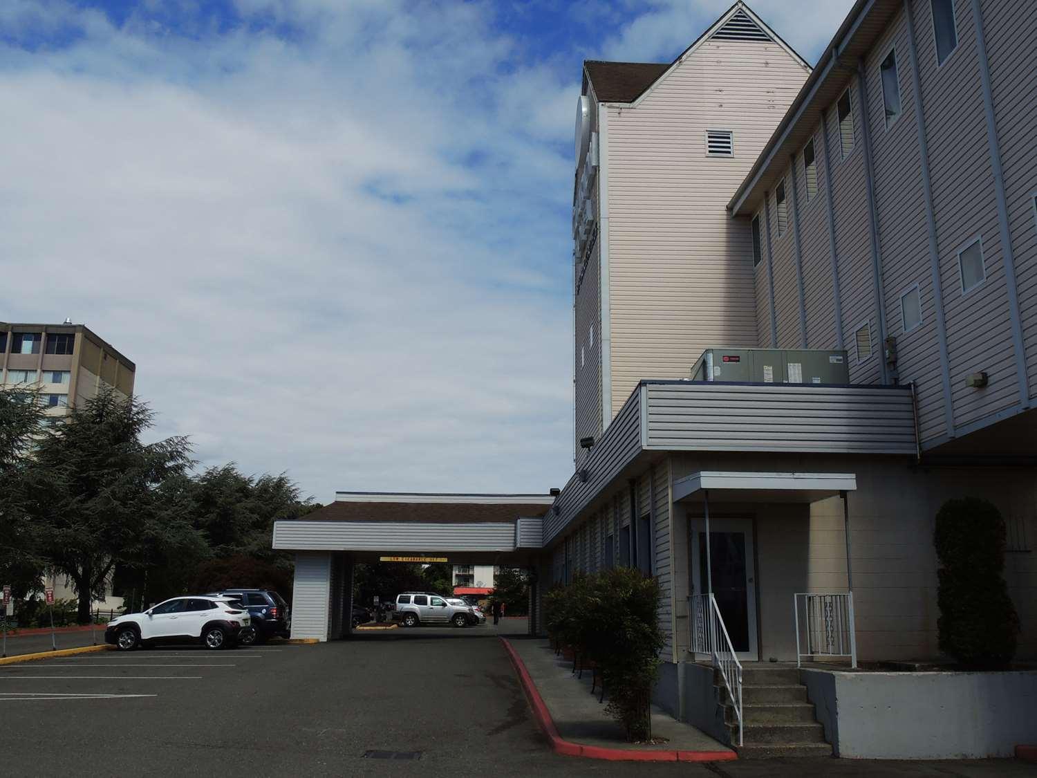 Surestay Hotel By Best Western Seatac Airport North Exterior photo